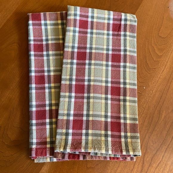 Park Designs Other - Park Designs Heartfelt Hand Towels Dish Towels - Set of 2